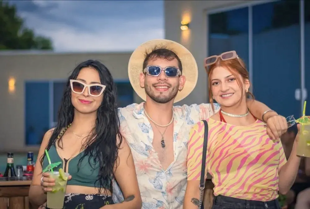 Cumpleaños con amigos en El Faro