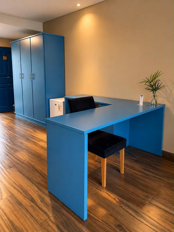 Habitación Faro · Escritorio de trabajo