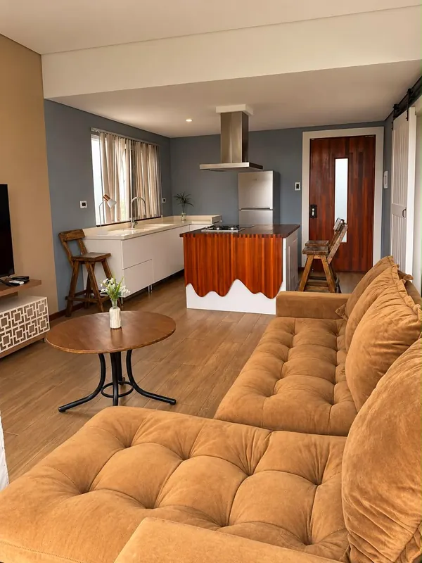 Master Suite · Sala y cocina integrada